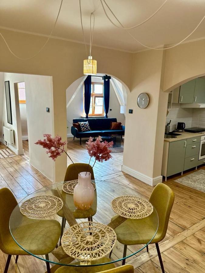 Rynek Staromiejski 24/4 Apartment